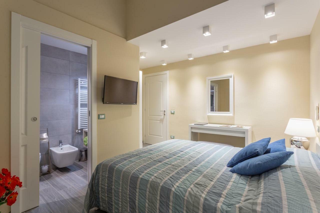 Le Stanze Di Carla! Bagno Privato, Cucina In Comune Floransa Dış mekan fotoğraf